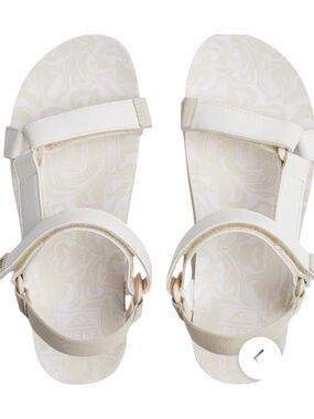 REEF REM HI X SANCTUARY WOMEN'S SANDAL, size 9, NWOT